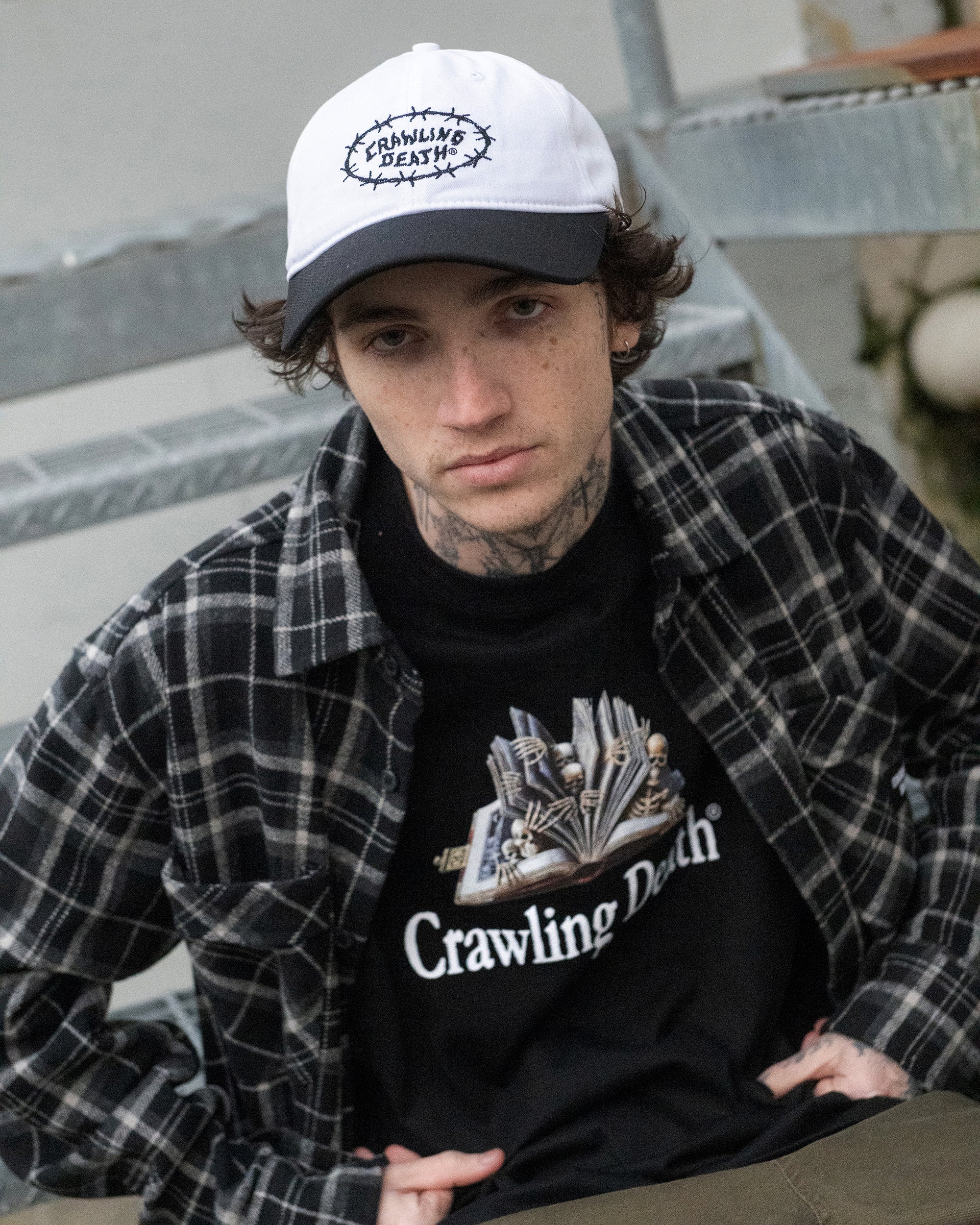 Barbed Logo Cap | Black White