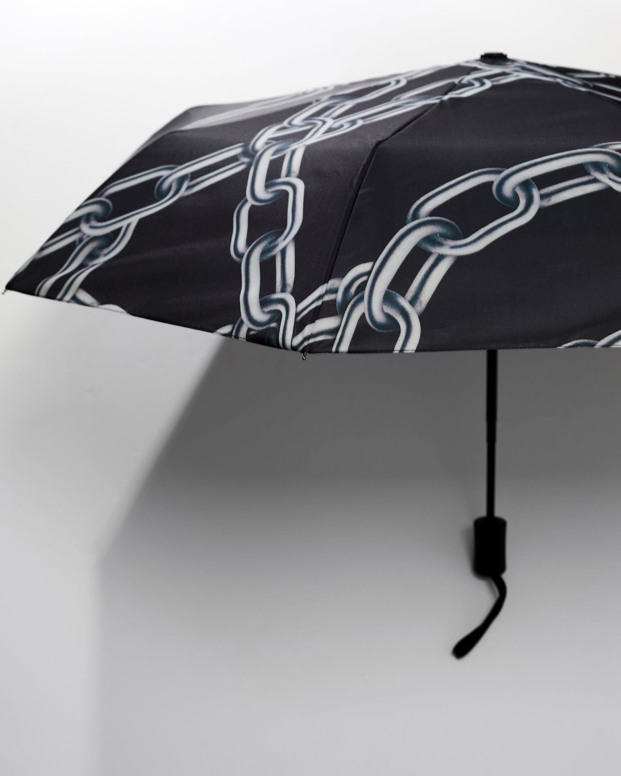 Chains Umbrella | Black