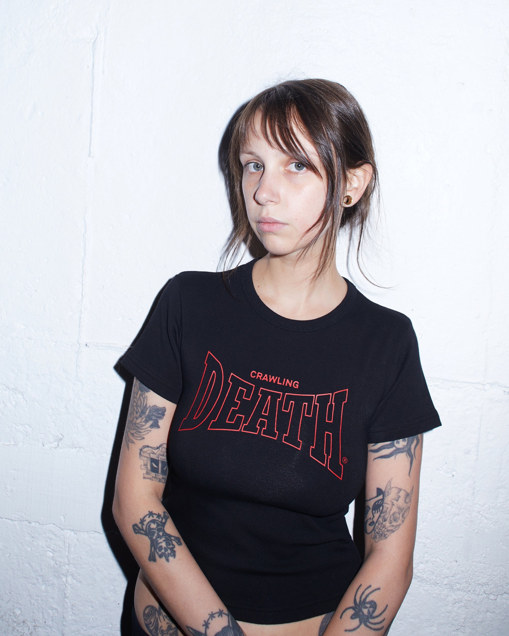 Curve Outline Baby Tee | Black Red