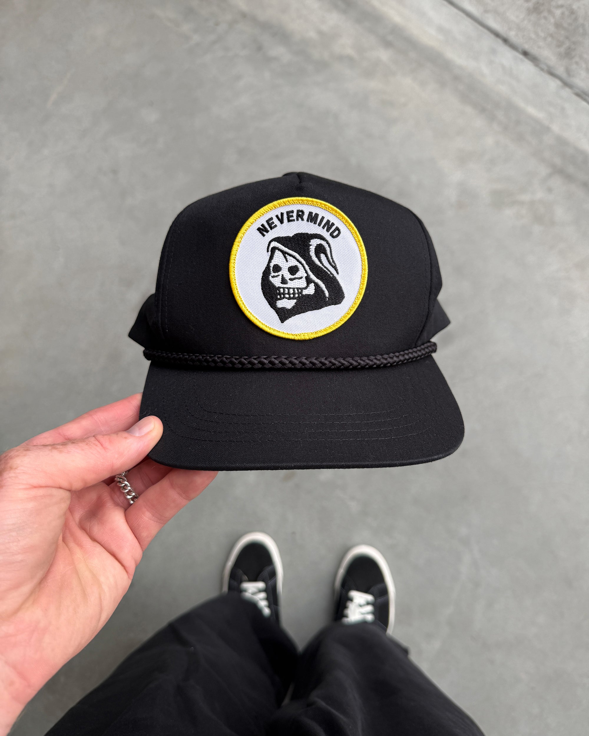 Nevermind Hat | Black