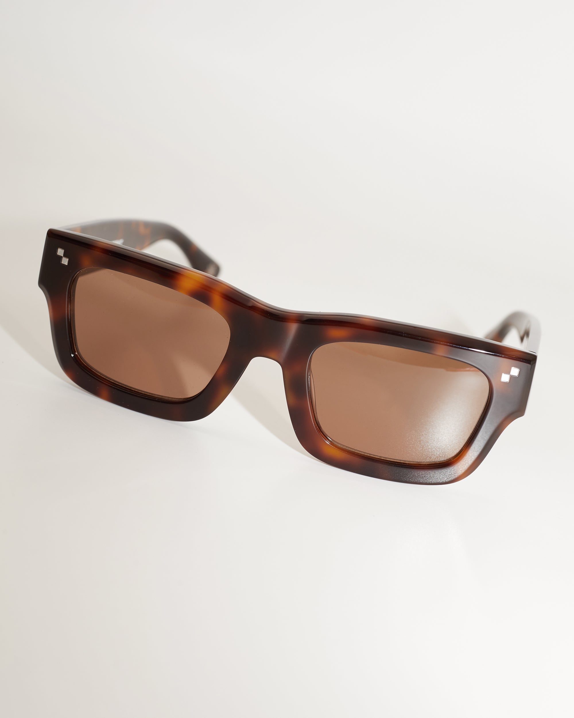 Radio Eyewear Tortoise Shell